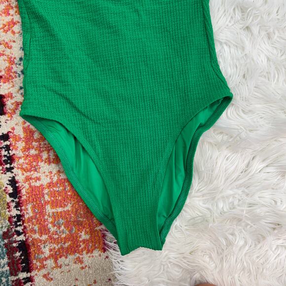 BECCA Green Halter Textured Padded Cut Out Tie Back One Piece Swimsuit Medium - Picture 4 of 6